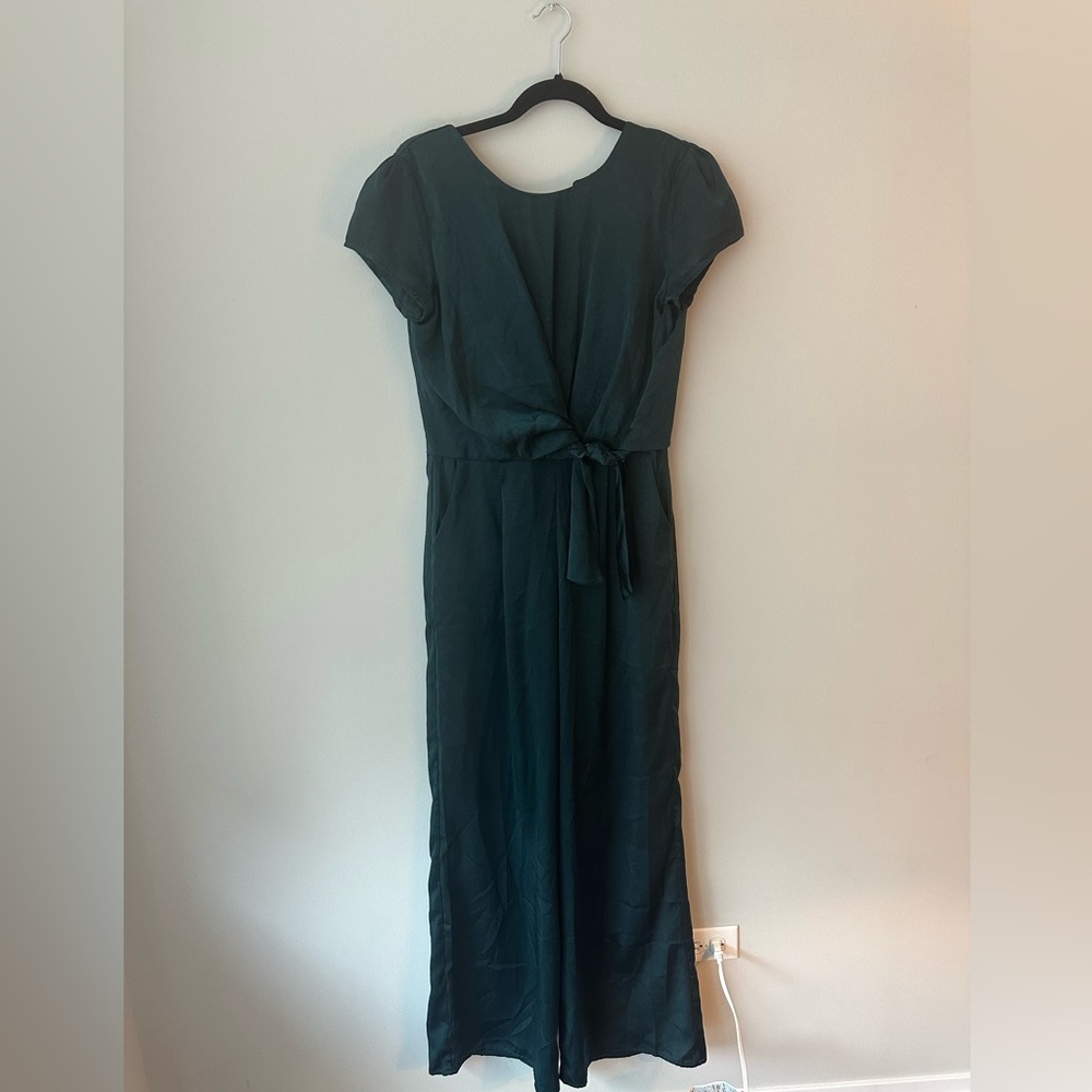 Let me Entertain you - forest green - wide leg silk jumpsuit with front tie